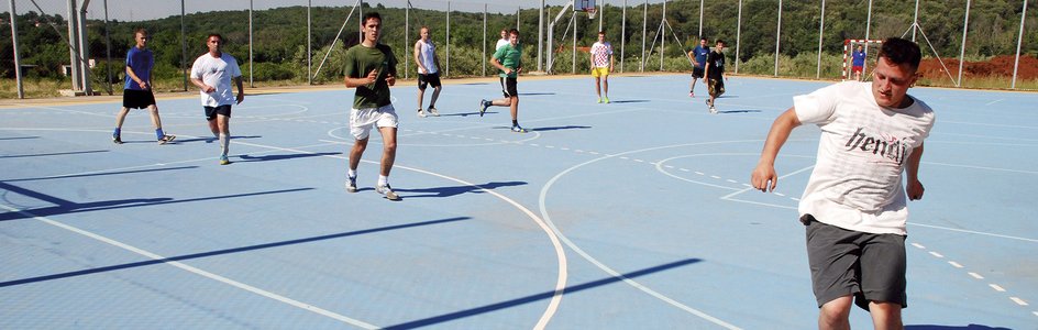 Vinkuran - izgrađen sportski centar, uređenje šetnice, plaža.