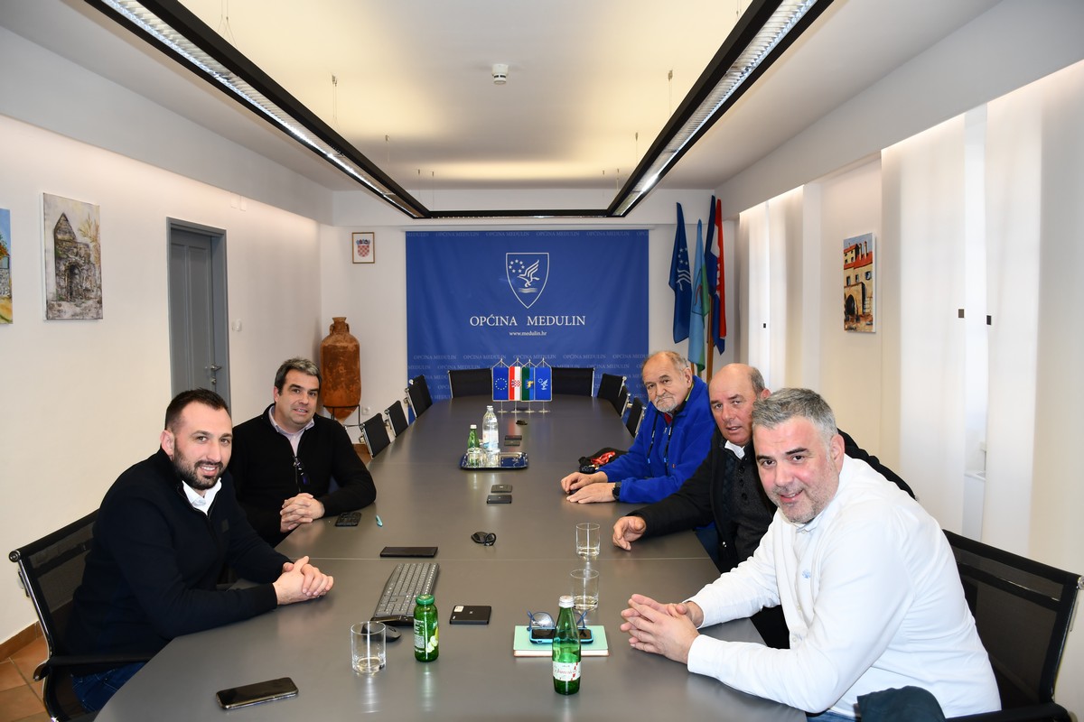 Mjesni odbor Unije posjetio načelnika Ivana Kirca i Općinu Medulin