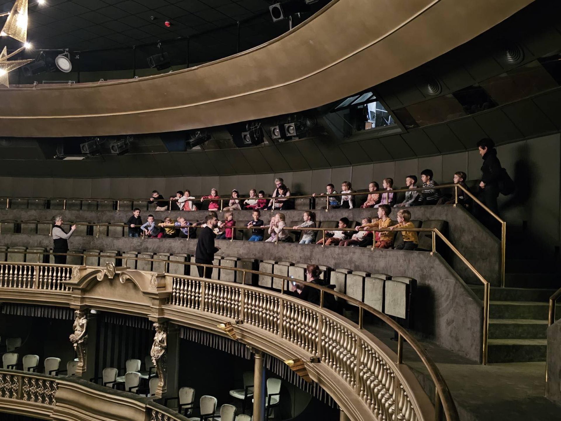 Skupine dječjeg vrtića Medulin posjetili su Istarsko narodno kazalište 
