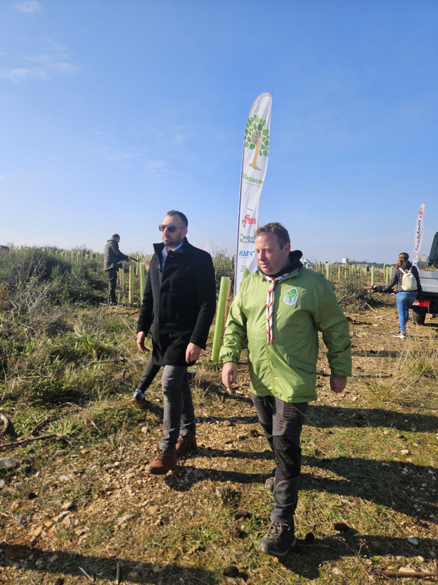 Velika akcija pošumljavanja na Premanturskoj cesti – Zajedno za zelenu budućnost