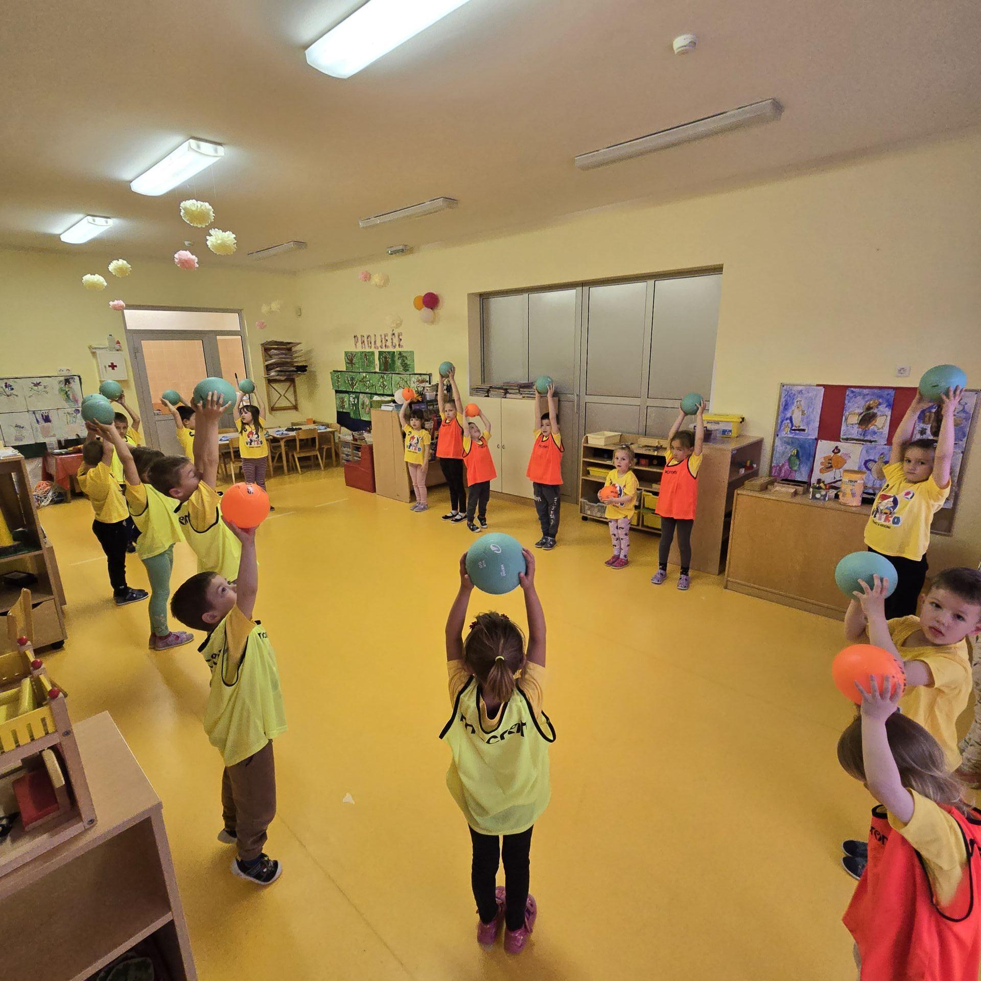 Vrtko u sobi dnevnog boravka: Bubamare aktivne i kad su unutra