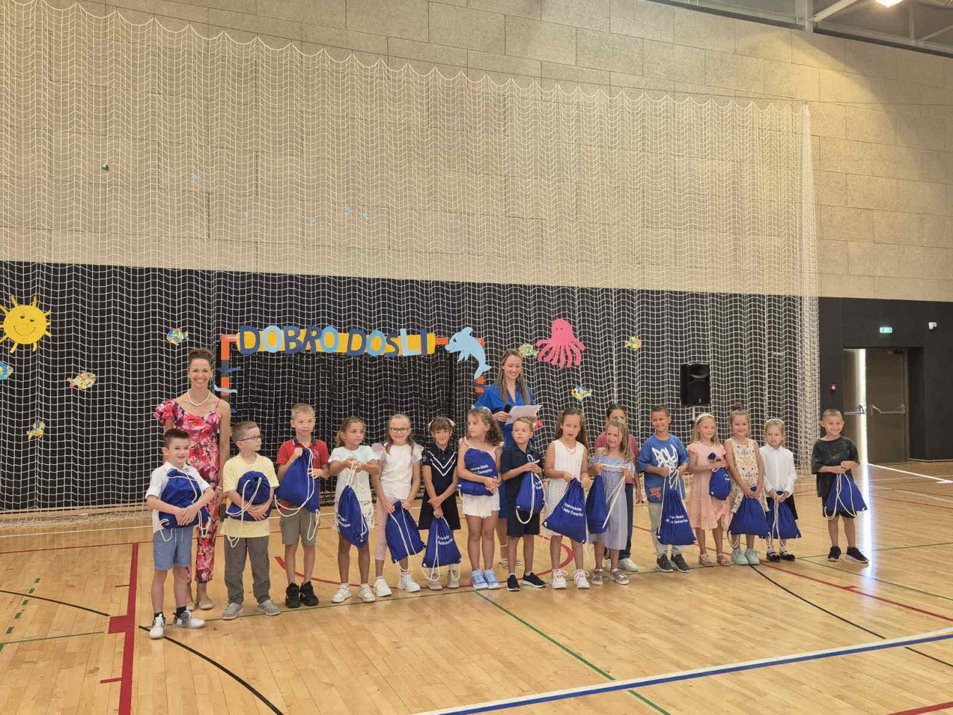 Prvašići prvi put u školskim klupama Osnovne škole dr. Mate Demarina