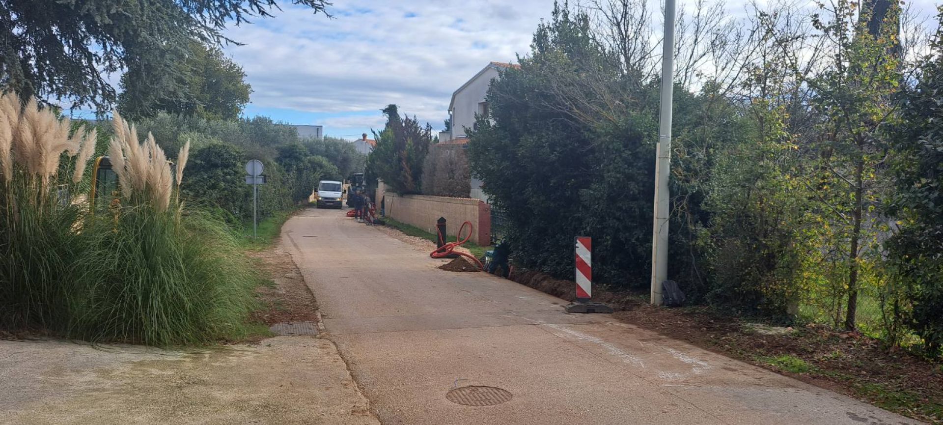 Radovi na izmještanju javne rasvjete u Pomeru – privremena regulacija prometa